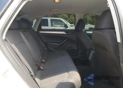 2012 Volkswagen Passat S из США, поврежденный, VIN 1VWAH7A34CC082507